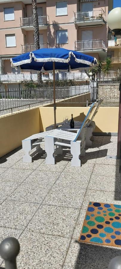 Appartamento La Spiaggia Bordighera Extérieur photo